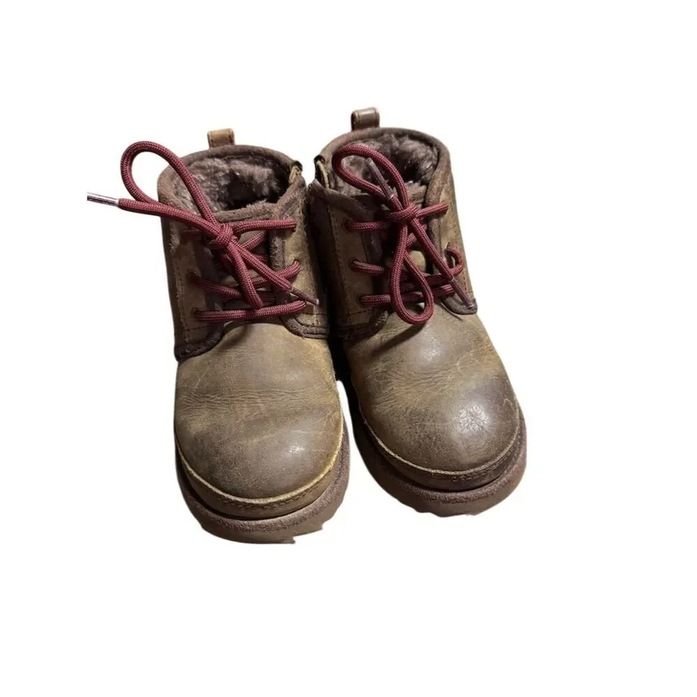 UGG neumel ii
